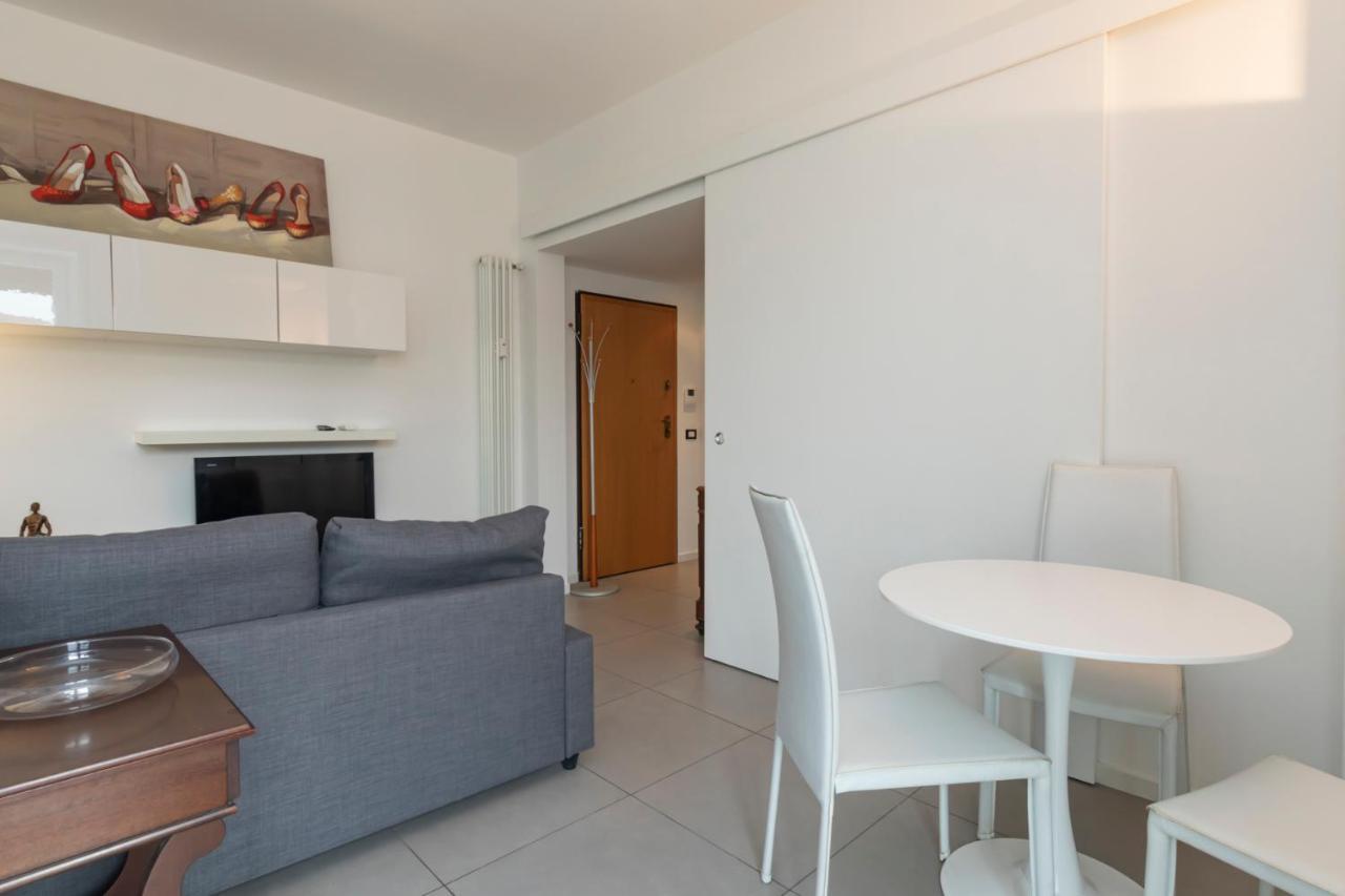 Cosy 1 Bed Flat With Terrace Milão Exterior foto